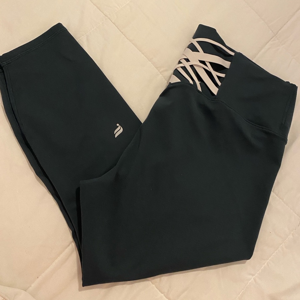 Fabletics Leggings with White Pattern